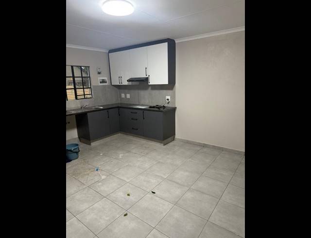 1 BEDROOM PROPERTY TO RENT IN NOORDWYK